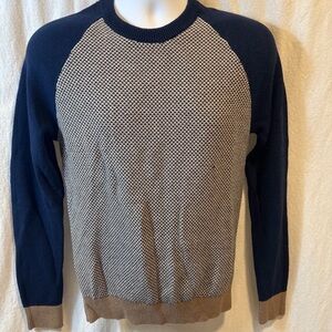 Brand New Men's Express Birds-eye Pattern Raglan Sleeve Sweater Size Small